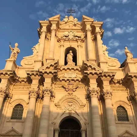 Cortile Davi In Ortigia Apartmán *
