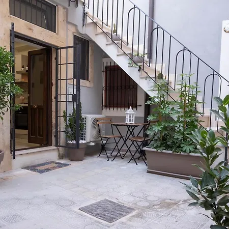 Cortile Davi In Ortigia *