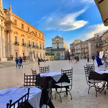 Апартаменты Cortile Davi In Ortigia *